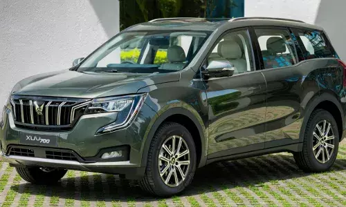 Mahindra XUV 700:  Discover Its Colors, Price, and Impressive Features