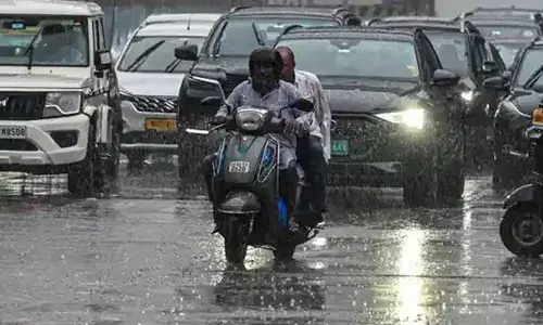 Weather Alert: Cyclone Dana Brings Heavy Rain and Severe Weather Conditions