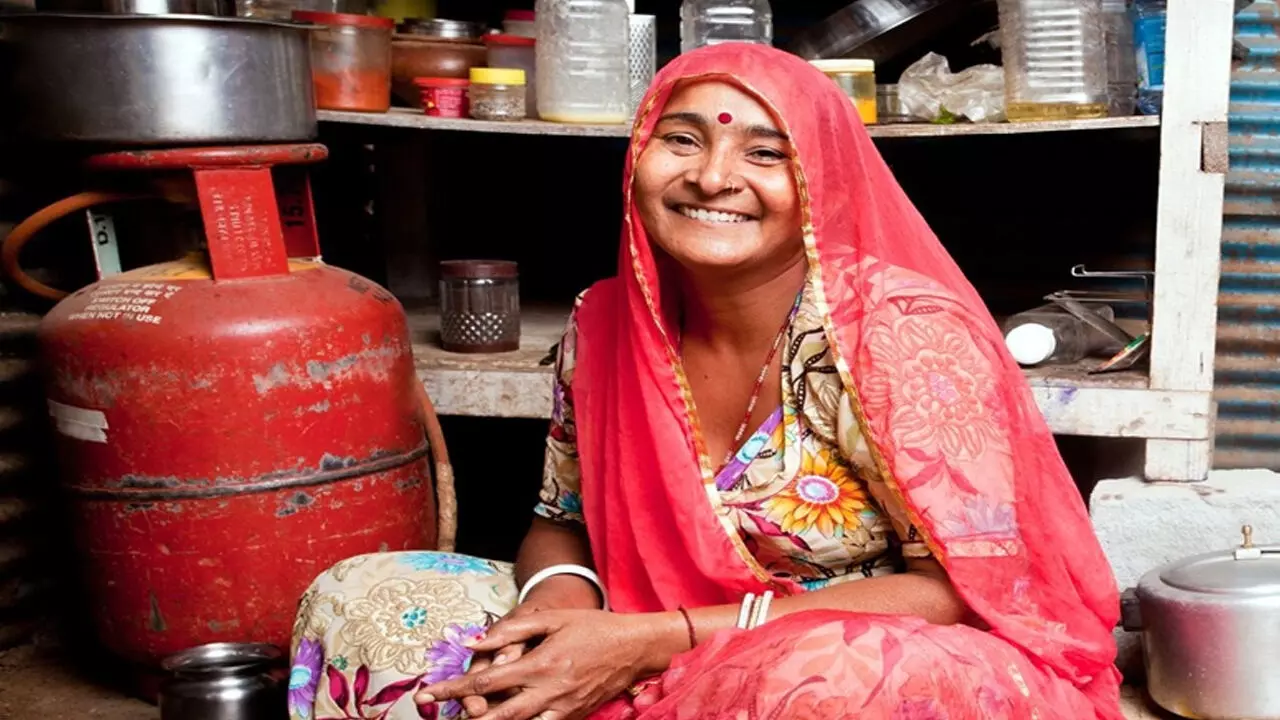 Pradhan Mantri Ujjwala Yojana: A Guide to Free Gas Cylinders