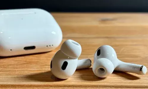 Apple AirPods Pro: Grab the Best Deals on Amazon and Flipkart Right Now!