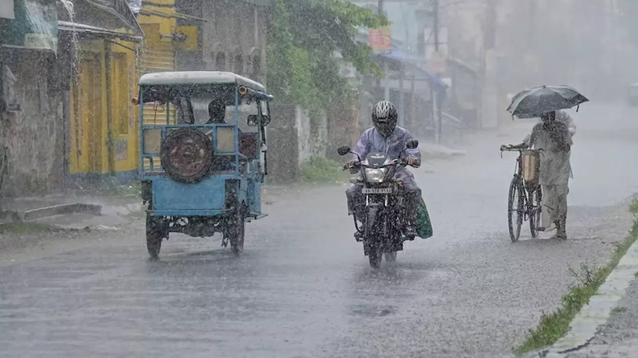 Weather Forecast: Heavy Rainfall Expected in These States Before Diwali