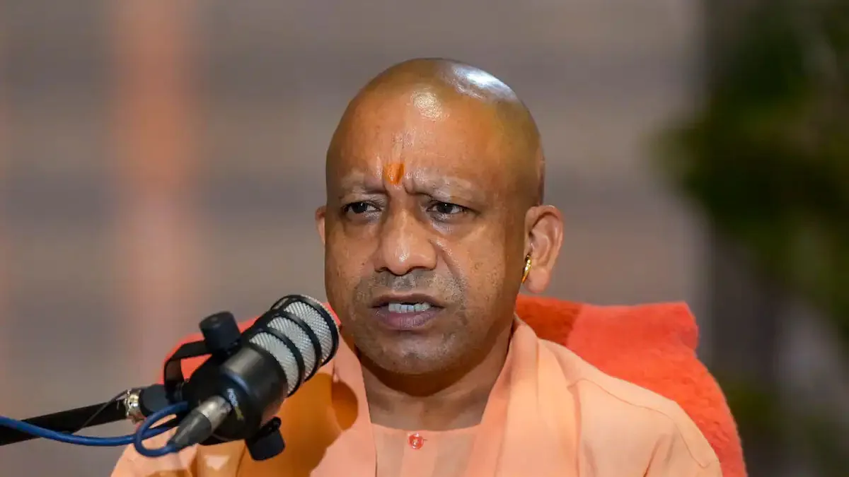 Yogi Cabinet Greenlights Mukhyamantri Gram Parivahan Yojana, Bus Service for Every UP Village